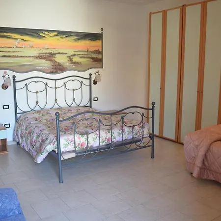 Al Pasarat Konukevi Comacchio