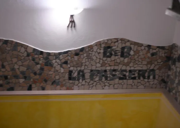 Al Pasarat ゲストハウス コマッキオ